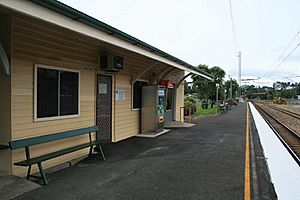 Cooroy Railway Station - trackside