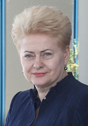 EU Leaders Arrive at Sofia Airport Ahead of the EU – Western Balkans Summit (42146983351) (cropped).jpg