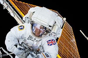 ISS-46 EVA-1 (c) Timothy Peake