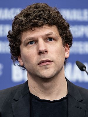 Jesse Eisenberg-62192 (cropped).jpg