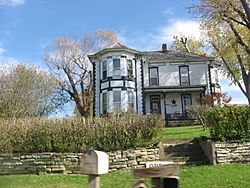 An Italianate house in the community