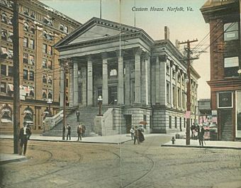 PostcardNorfolkVACustomHouseCirca1900.jpg