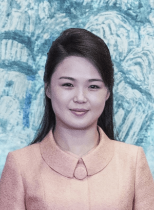 Ri Sol-ju (April 27, 2018).png