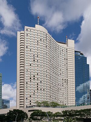 Shinjuku-International-Building-Hilton-Tokyo-01