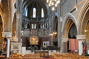 Vauxhall, St Peter's church, nave