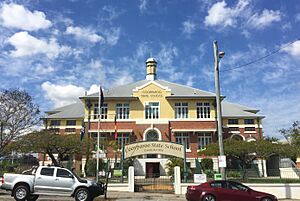 Coorparoo State School September 2016 closeup