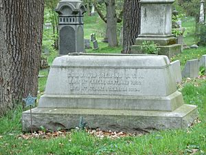 David Ireland - Grave.jpg