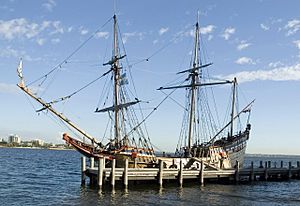 Duyfken replica, Swan River.jpg