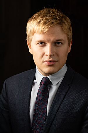 Pulitzer2018-ronan-farrow-20180530-wp.jpg