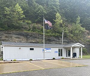 Redfox post office located on Kentucky Route 15