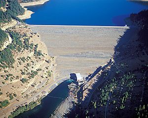 TrinityDam1.jpg