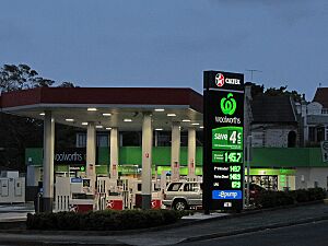 Woolworths Caltex (8059320667)