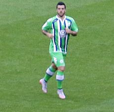 Emirates Cup - Arsenal v Wolfsburg (20012494129) (cropped)