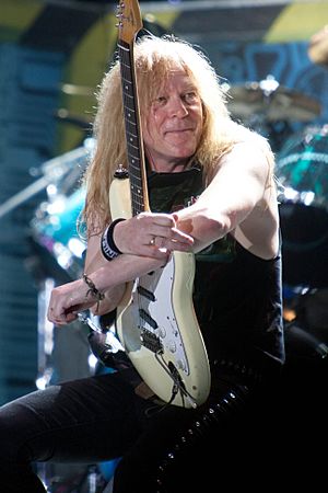 Janick Gers @ Bluesfest July 6 2010.jpg