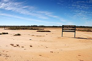 Macquarie Marshes erosion July 2008