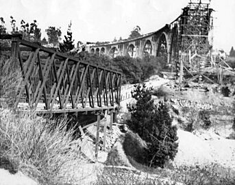 ScovilleBridgepartiallyColoradoStreetBridge