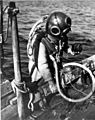 Sponge diver - Florida Memory RC02718