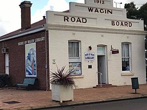 Wagin library