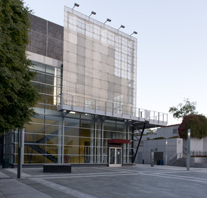 Yerba Burna Center for the Arts in San Francisco, California LCCN2013630119.tif