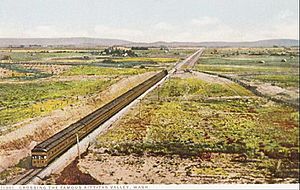 Chicago Milwaukee and St. Paul train in Kittitas Valley Washington 1915