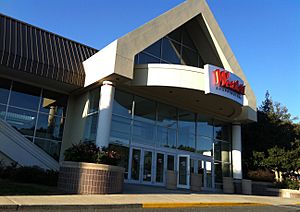 Eastridge Mall Gastonia, NC (6278861972).jpg