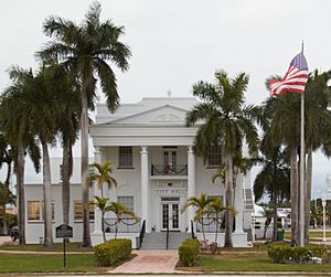 Everglades City City Hall(Old Collier County Courthouse)