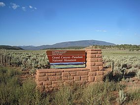 Grand Canyon Parashant sign, Arizona.JPG