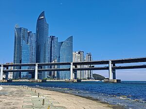 Marine City, Busan