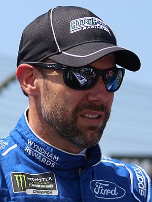 Matt kenseth (42123293870).jpg