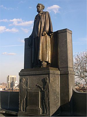 Carl schurz statue