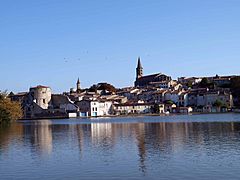 Castelnaudary bassin canal