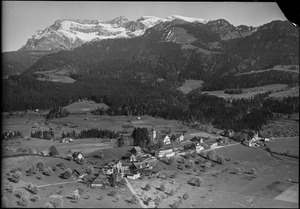 ETH-BIB-Schwarzenberg mit Pilatus-LBS H1-016529