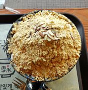 Injeolmi bingsu