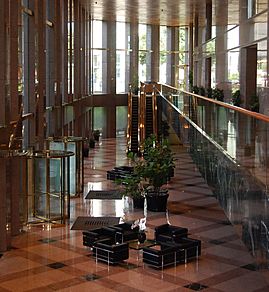 Lobby1-OneCongressPlaza