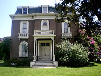 Phillips Mansion, Pomona 1.jpg