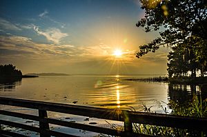 Sunrise Three Rivers State Park