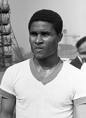 Eusebio (1963).jpg