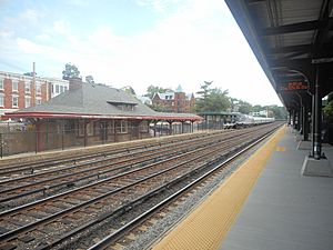 Irvington Metro-North-025