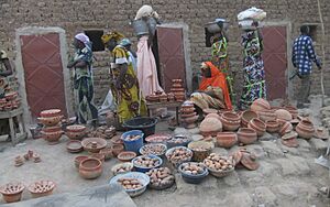 Pottery merchant