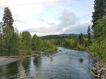 Teanaway River.jpg