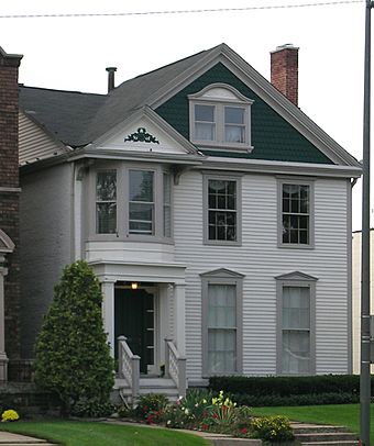 Trowbridge House Detroit MI.jpg