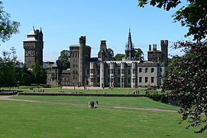 Cardiff Castle - Palast außen