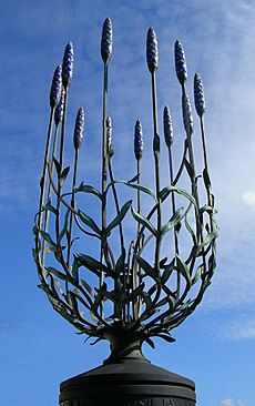 English Lavender (Portelli sculpture)