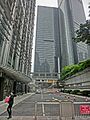 HK Central Queen' s Road Cheung Kong Tower drop off n Pick-up zone view Citibank Plaza facades Mar-2014 uniform guard