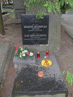 Henryk Arctowski tomb