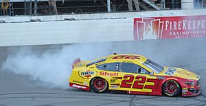 Joey logano burnout (48070037412)