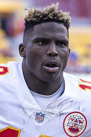 Tyreek Hill OCT2021 (cropped)