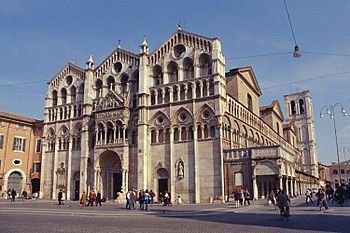 Ferrara 02