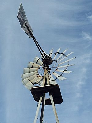 GekelerFarmsWindmill