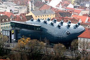 Graz Kunsthaus vom Schlossberg 20061126